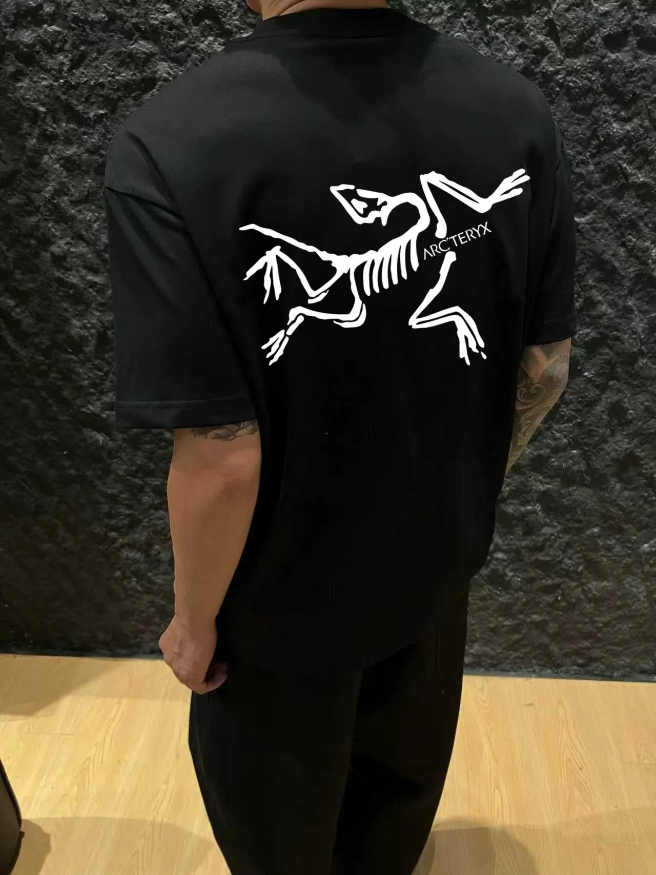 Arc’ter/ logo + New Arrival ， ， ， ， T Same Style。 :Black White Blue Gray Size:S（90-130 ） M（125-140 ） L（135-160 ） XL（160-180 ） XXL（180 ）